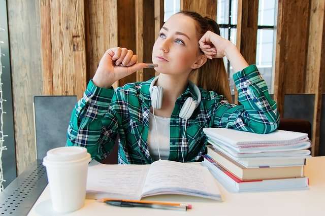Fleißig studiert und trotzdem danach keine Arbeit?